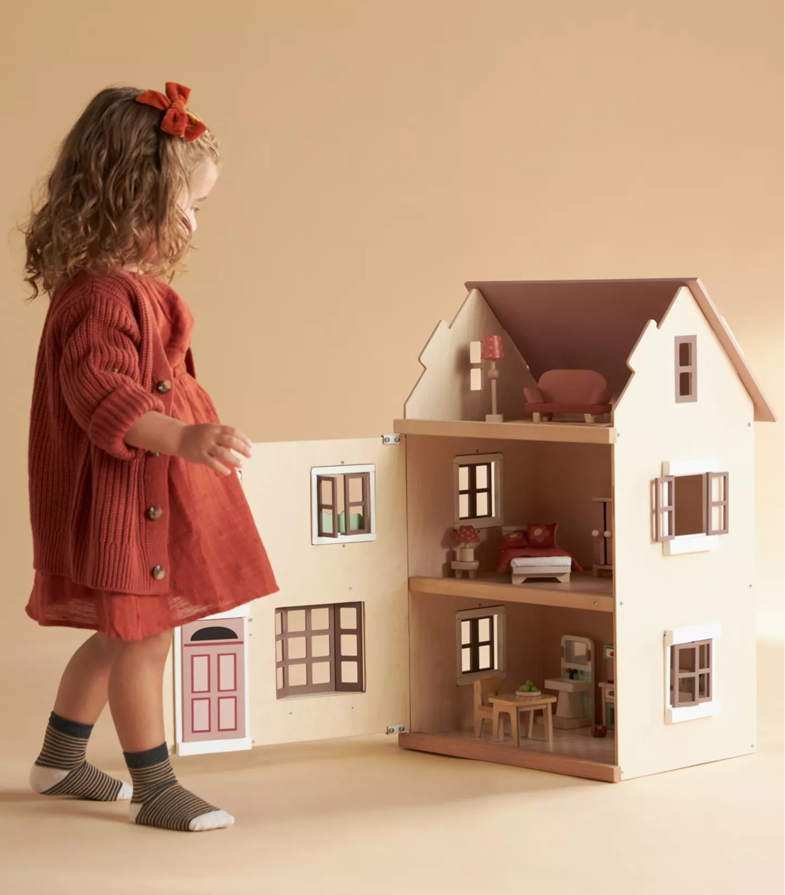 Tender Leaf Pink Foxtail Villa Dollhouse (includes furniture)